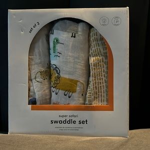 West Elm Swaddle Set….. NEW